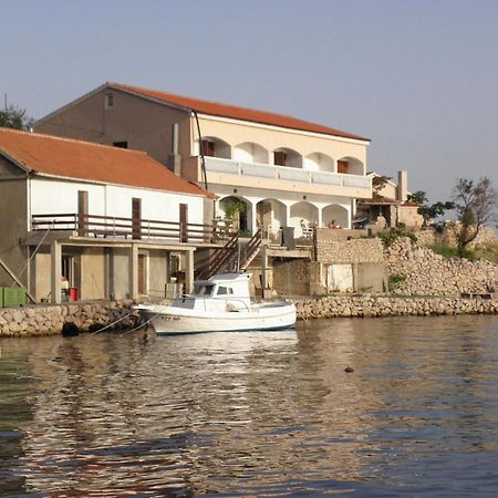 Apartments Tasa Lukovo Šugarje Εξωτερικό φωτογραφία
