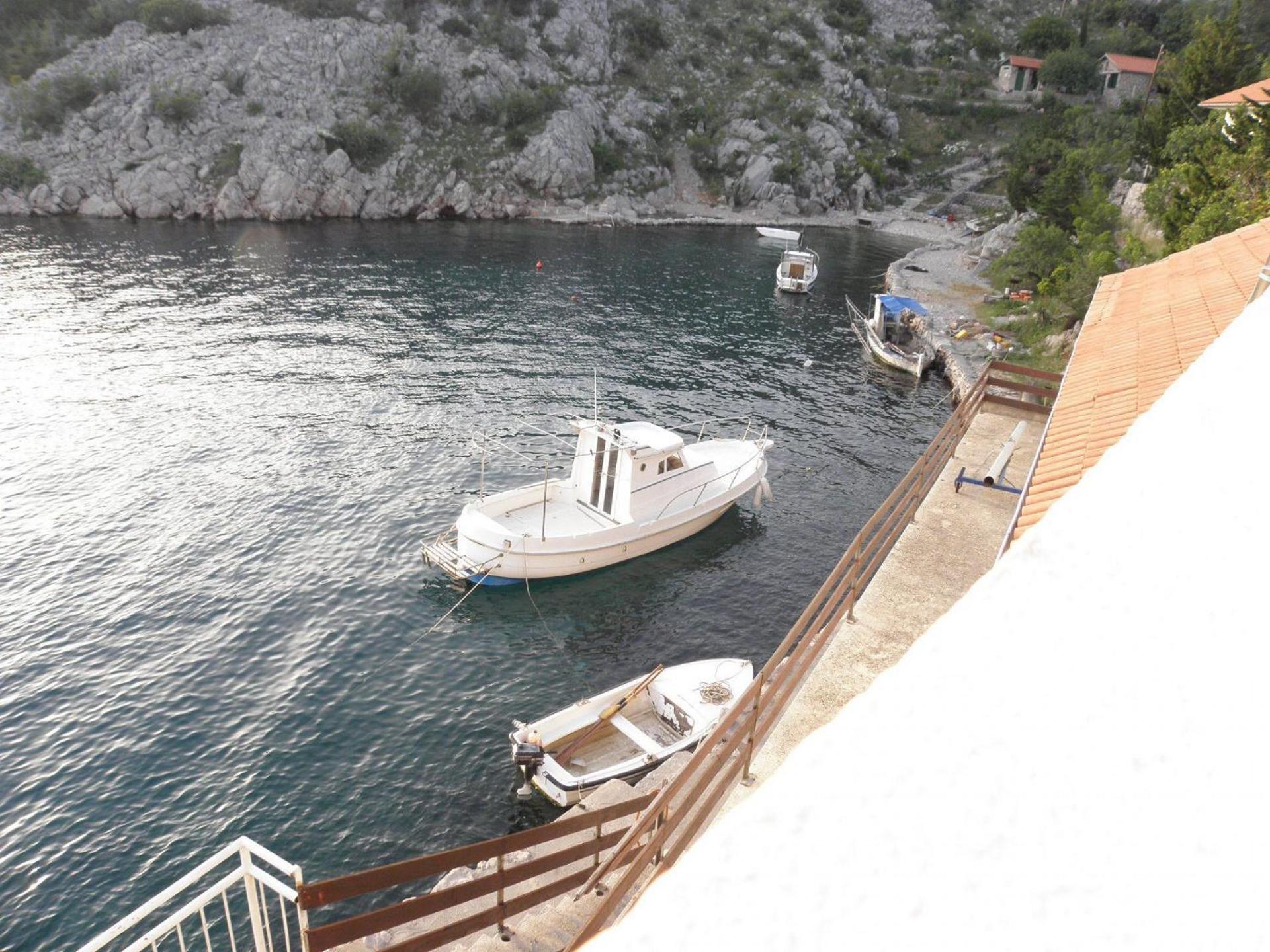 Apartments Tasa Lukovo Šugarje Εξωτερικό φωτογραφία