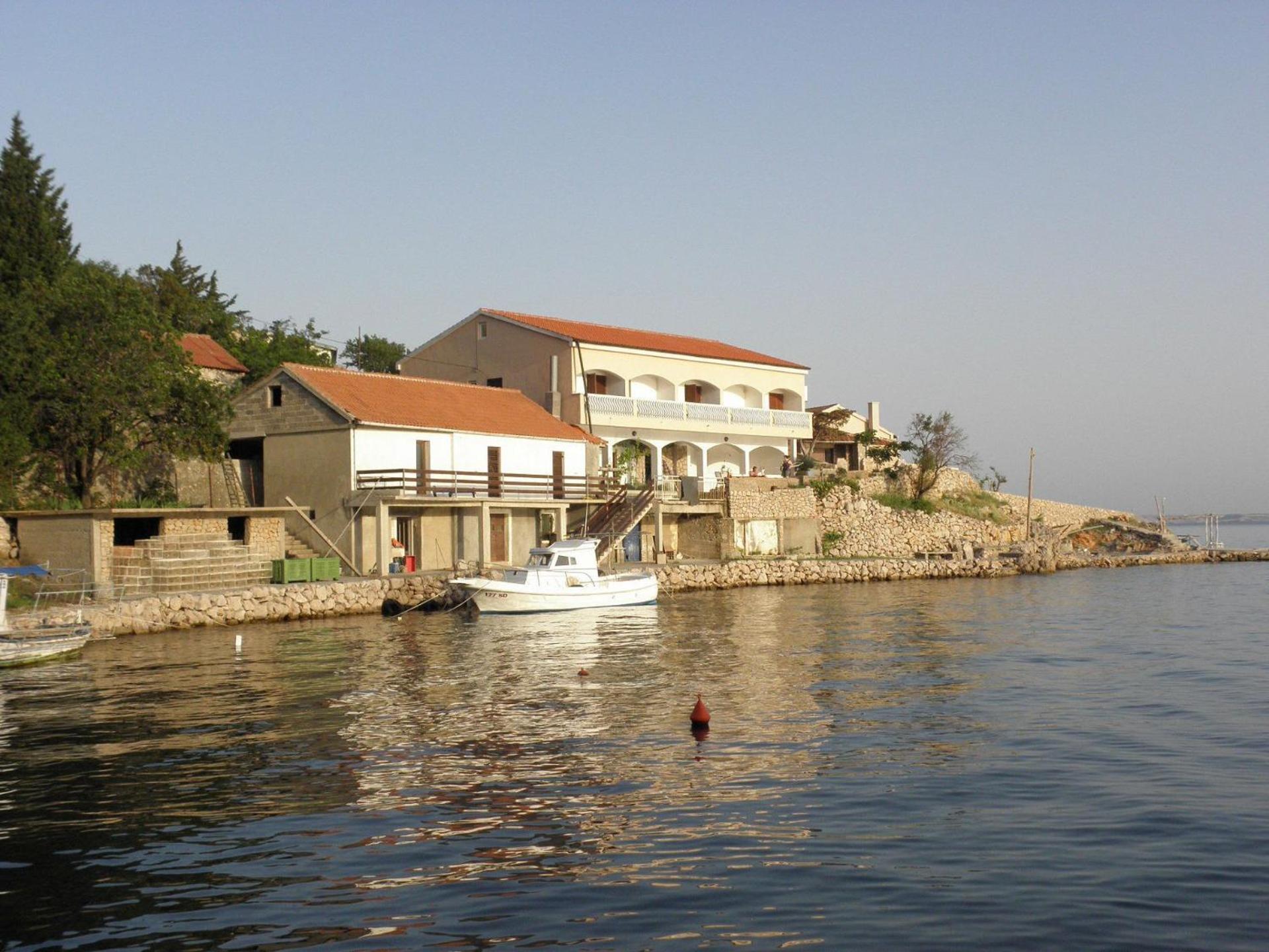 Apartments Tasa Lukovo Šugarje Εξωτερικό φωτογραφία
